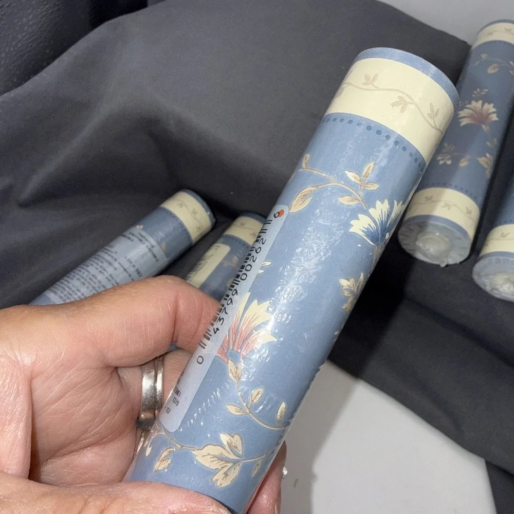 VTG Wallpaper Border Floral Cottage Core Blue White Sunworthy 5 Rolls 75 Feet